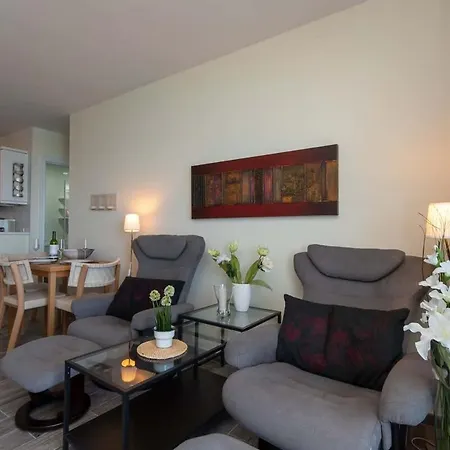 Comodoro 6 - One Bed Apartamento Los Cristianos (Tenerife)