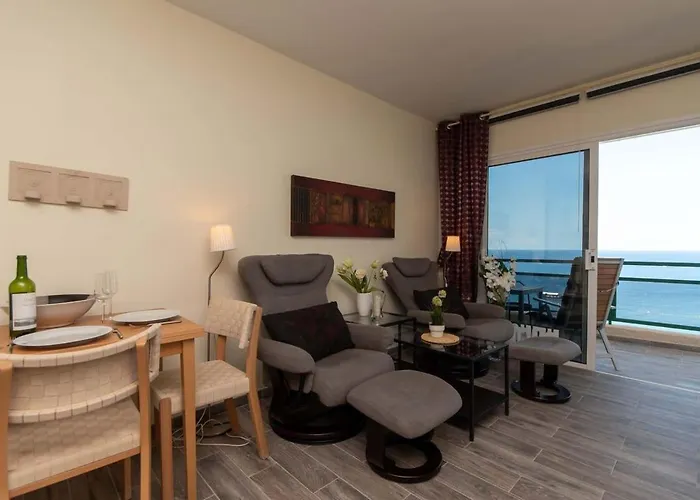 Comodoro 6 - One Bed *